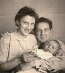 Mit Ehemann Dieter Zechlin und Tochter Claudia (1955)